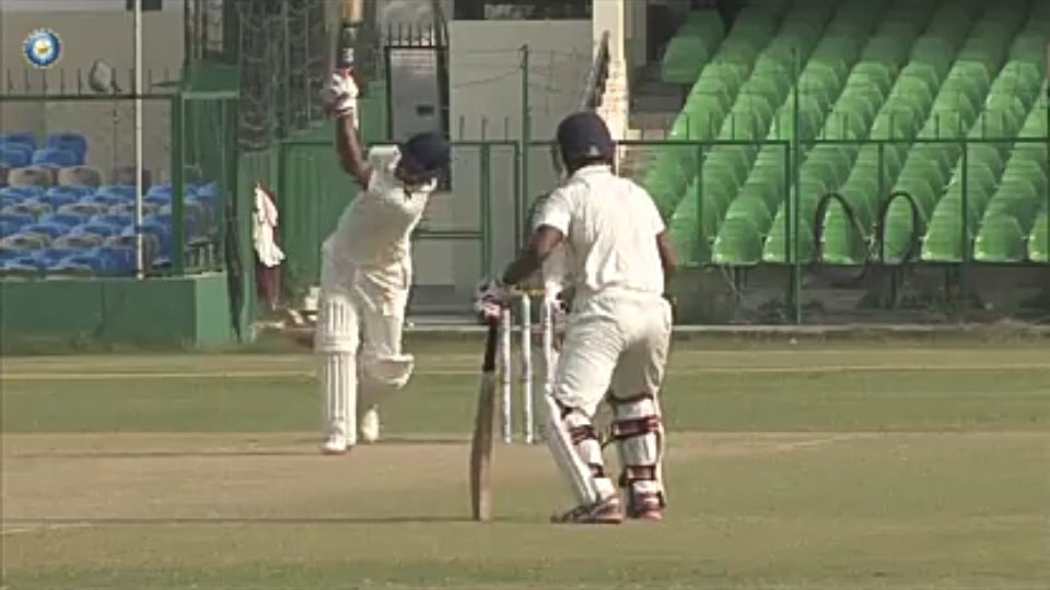 Rainaist's tweet photo. @ImRaina celebrating his century and playing powerful shots #Raina100 #Raina6000 #WeWantRainaInTests #RainaIsBack💪🙌😘 https://t.co/kwm1WCqJwg