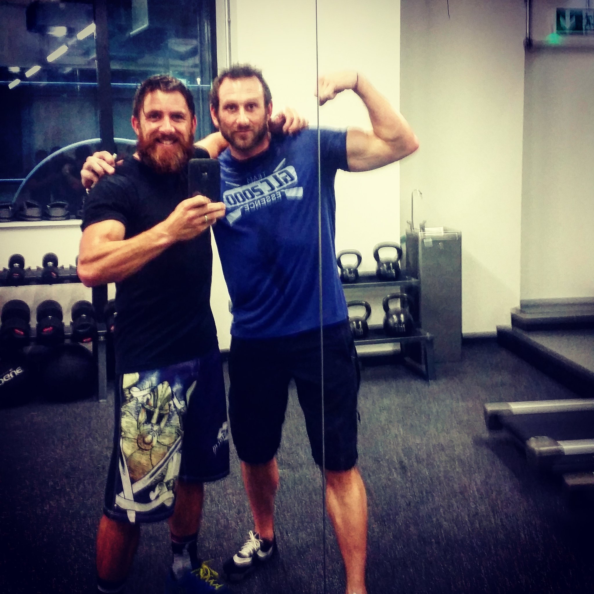 Aldo Kane on X Non stop phys in the WorkitLondon paincave with the one they call Fox Jasonfox1976 teamessencerow Guns https t yhKton13fN X