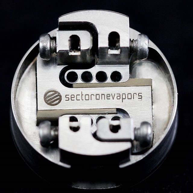 mrkvapes's tweet photo. AX1 RDA by Sectoronevape  #vape #vaping https://t.co/jFlI26cg1s