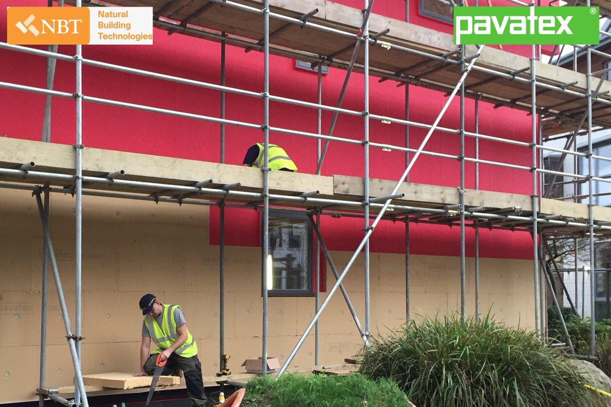 justumi's tweet photo. #NBT #Pavatex woodfibre insulation installation on #ZEDfactory #BRE ZBH house . #Baumit #Ejot #IsoChemie https://t.co/25x2eV9Spd