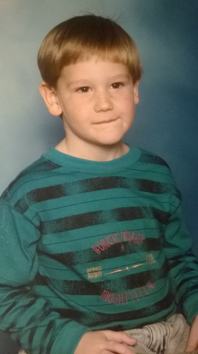 vashtanaradan's tweet photo. it's my birthday and i felt like sharing a few pictures. <3 https://t.co/d4fZUm5dmk