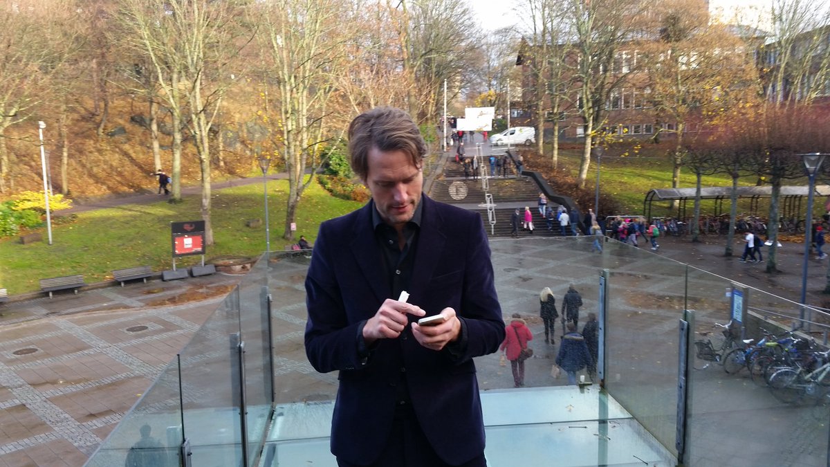 lundqvist_mats's tweet photo. @karlpalmas getting ready workshop with 60 other Chalmers researchers around innovation and sust transition #CIIST https://t.co/14aab1FpCj