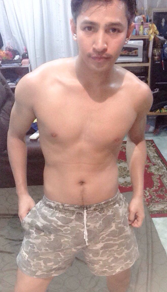 anfilw's tweet photo. เพิ่งกลับจากออกกำลัง.  เพลียจุง แฮๆ https://t.co/YHCf3sfpMK