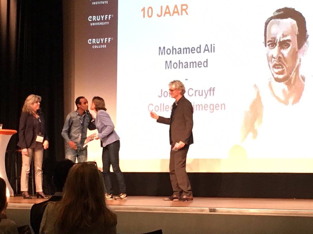 maritdekker's tweet photo. Inspirerend: Mohamed die dankbaar is voor het feit dat hij nu sport en een opleiding mag doen #RioTalks #CruyffForum https://t.co/AAc2h3GOcz
