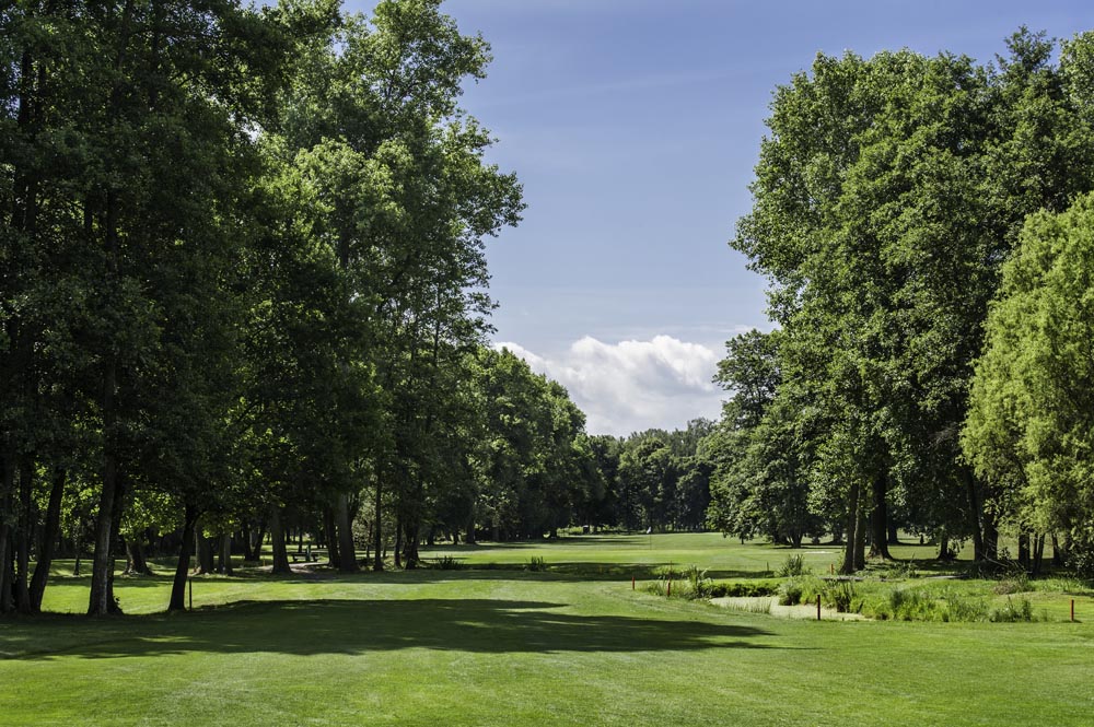 GOLFTV1's tweet photo. GC Podebrady #CzechRepublic https://t.co/pIL5I9f17D