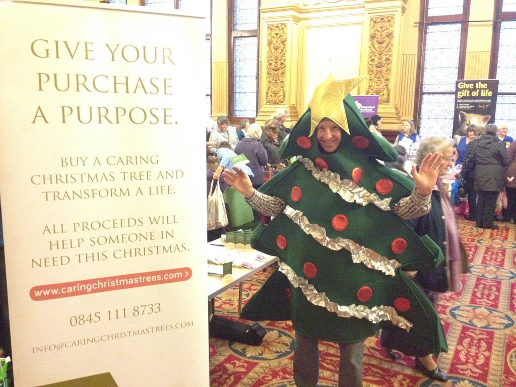 chrisgordon_BCT's tweet photo. First outing for our https://t.co/5tDXYRbMBu mascot @GlasgowCVS Christmas Fayre. Ho ho ho! https://t.co/3LcyjpMqKz