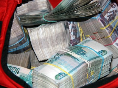 Двое топ-менеджеров метро Москвы попались на крупной взятке в 15 млн рублей. Да. Лакома нажива, да востер крючок...
