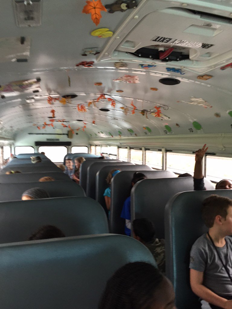 TorresTeaches's tweet photo. Heroes and Texan Horns are en route to the @blantonmuseum and excited for our first museum visit! #rpeleads https://t.co/XkxjHtYkEj