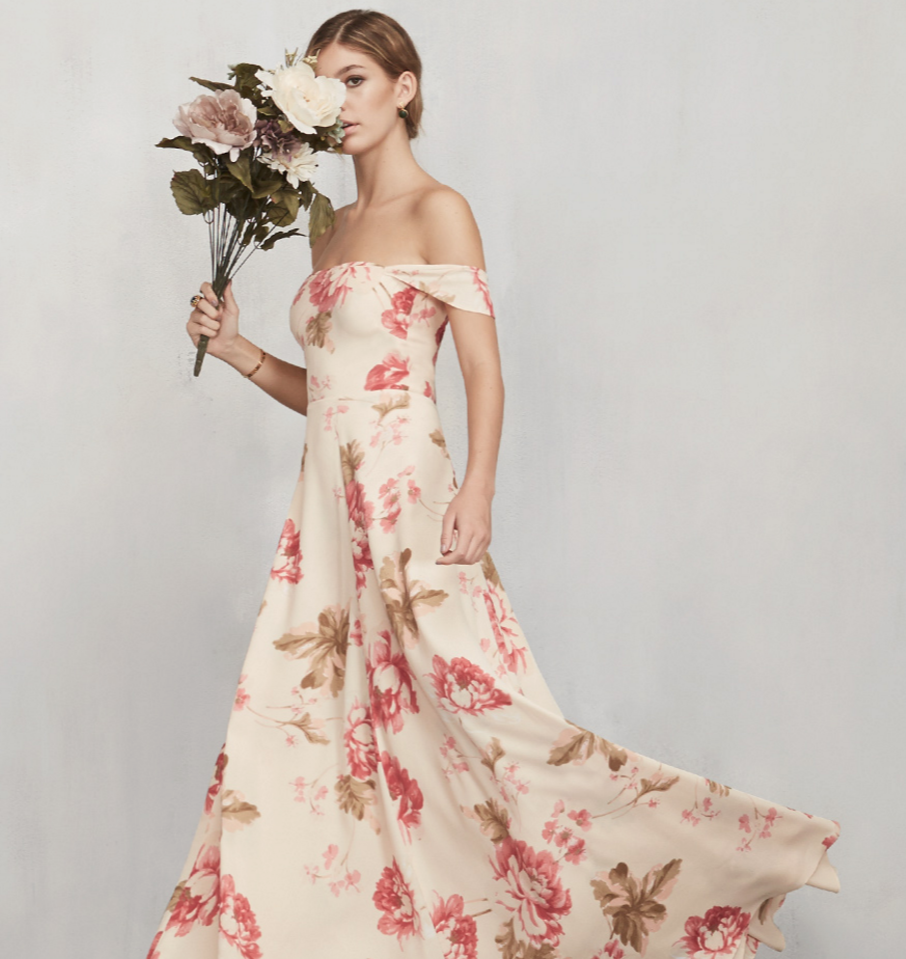 RileyandGrey's tweet photo. The Most Stylish Bridesmaid Dresses Out There Right Now https://t.co/2JAhqulegL https://t.co/XOKcITCxyF
