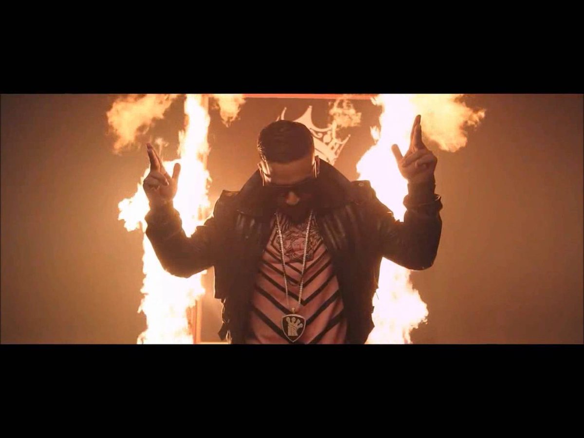 whenurdesi's tweet photo. Amplifier &amp; Satisfya ♡♥♡♥
The only time brown songs with english actually Worked. https://t.co/3YTEIAOk7D