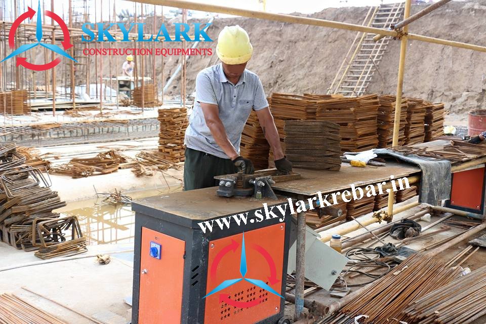 Skylarkconequip's tweet image. Rebar Stirrup Bender Machine for Small job #construction #rebar #rebarprocessing #madeinindia #madeforworld