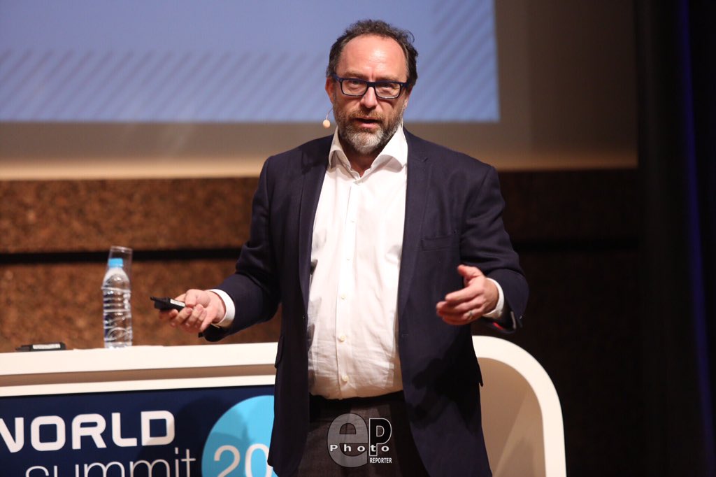 Epphotoreporter's tweet photo. Digiworld Week spécial session. @Jimmy_Wales #DWWeek15 #DWS15 #DWKnowledge https://t.co/sp8Pe21Fd9