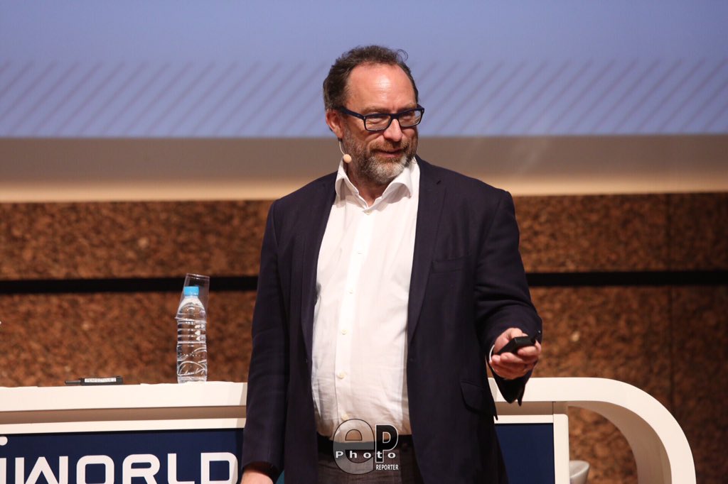 Epphotoreporter's tweet photo. Digiworld Week spécial session. @Jimmy_Wales #DWWeek15 #DWS15 #DWKnowledge https://t.co/OIZXXiSdmr