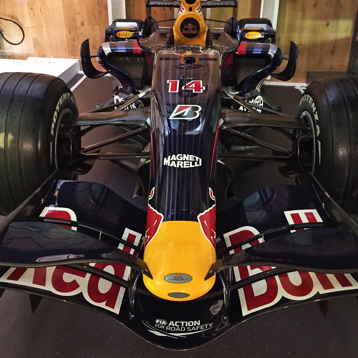 SidewaysDriving's tweet photo. RT @redbullracing: The #Retrobull is @therealdcf1's 2007 RB3, now on the wall at @RedBullUK 👐🇬🇧Thanks all! #F1 https://t.co/OhznBEteXk