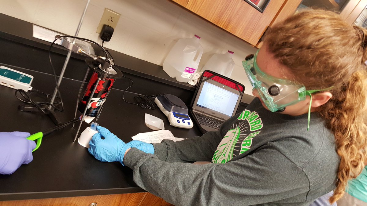 M_SeideMAN's tweet photo. How do you find the energy in food? You light it on fire and do some calorimetry. Duh....#OFHSBiomed https://t.co/7yFrCf9Vne