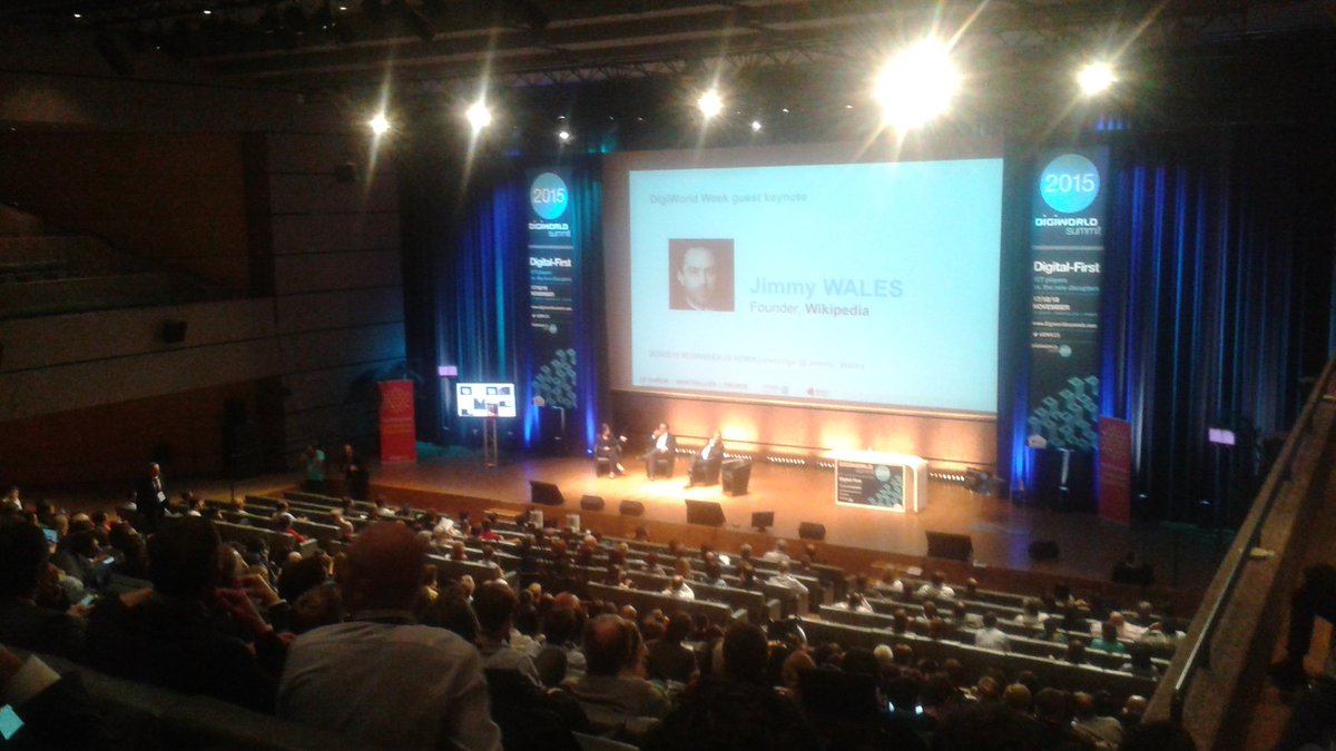Soraya_Bouzraa's tweet photo. C'est parti pour une session question-réponse avec @jimmy_wales .. #DWWEEK2015 #Digital @DigiWorldIDATE #M2MIT https://t.co/pxAE1eqSO8