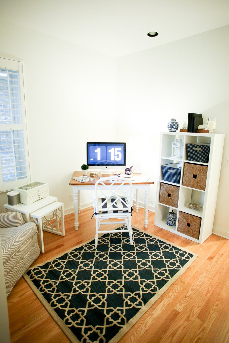 kellyslarkin's tweet photo. Sharing my #inspiredoffice w/ #quillxcynthiarowley today on https://t.co/OWU55nVVz7! @quillcom @Cynthia_Rowley https://t.co/F9CGIC4luO