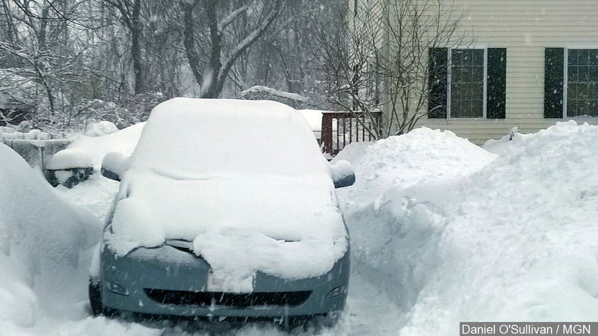 10TV's tweet image. The dreaded &apos;S&apos; word..... SNOW!  When will we see it in our area? @Chris10TV has the answer bit.ly/1l37FME