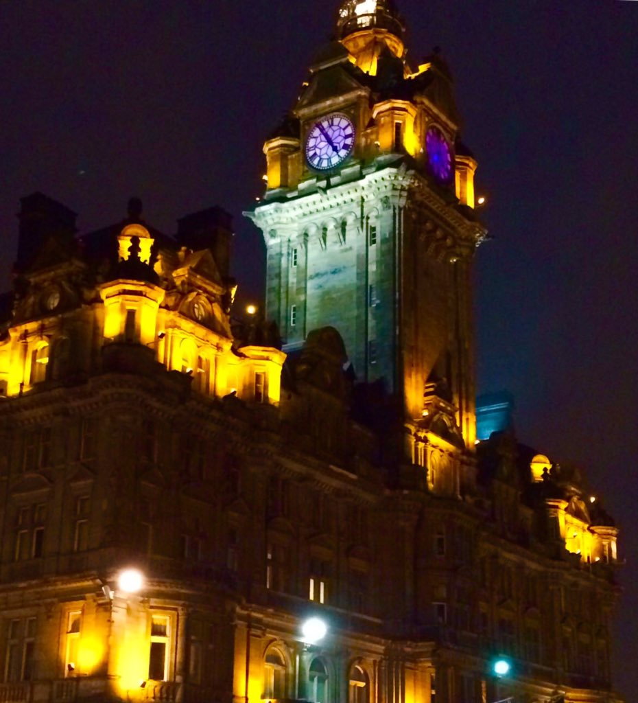 Our grand dame in all her glory this evening with a purple clock to support #WorldPrematurityDay #Edinburgh