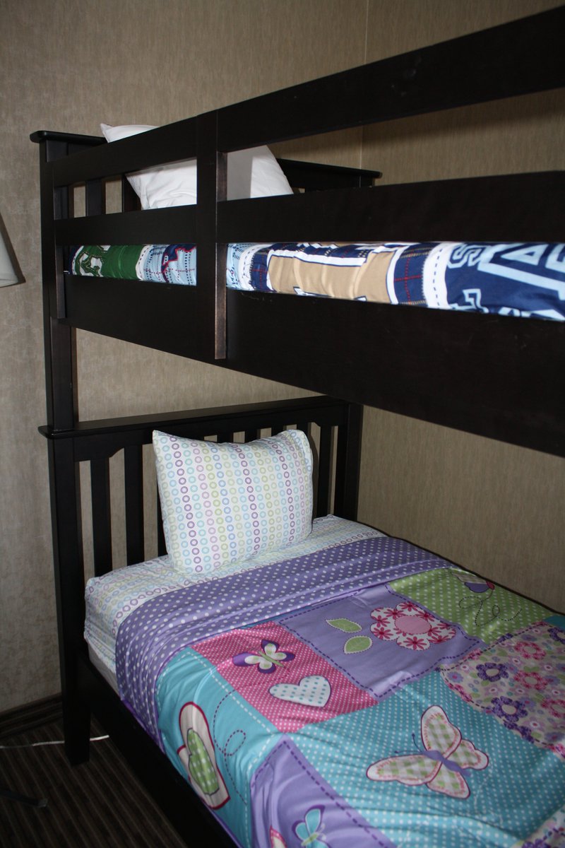 familyfunyhz's tweet image. Win some family luxury for the Parade of Lights @KarlaonQuinpool @AtlanticaHfx #halifax ow.ly/UKwft