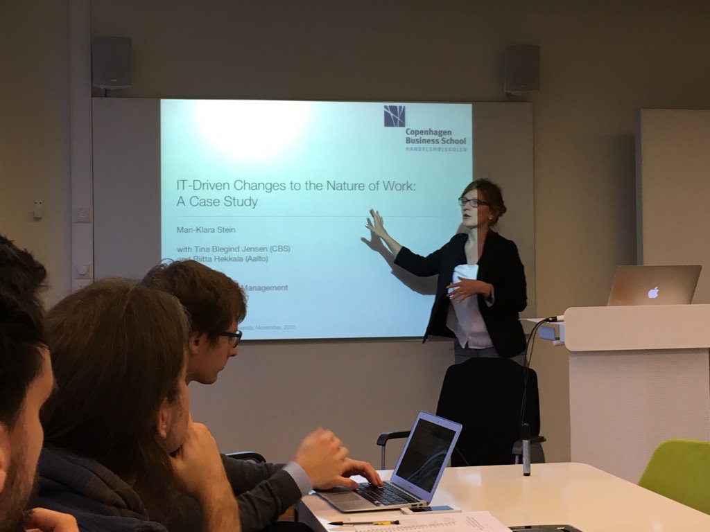 danielnylen's tweet photo. Listening to Mari-Klara Stein from CBS presenting her research on digital work at @swecdi https://t.co/hxFTvmQ1dp