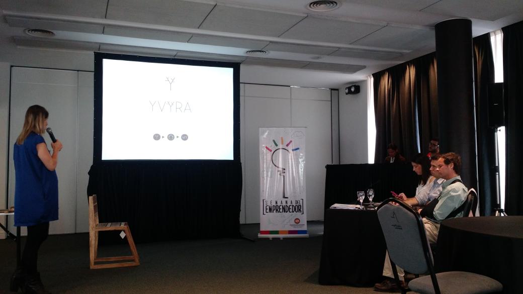 DesarrolloRos's tweet photo. Virginia contando sobre su emprendimiento: Yvyra, fabricación de muebles con madera rescatada. 
#SER2015 #GEW2015 https://t.co/mZpeH8STjN