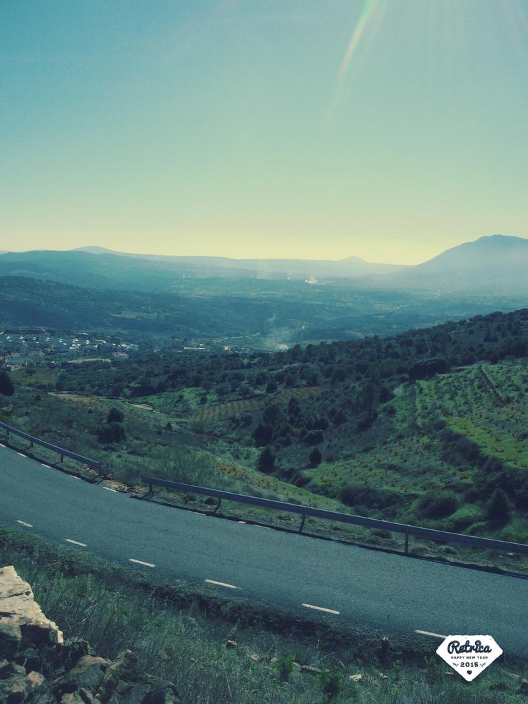 Lachevita's tweet photo. Increíble finde en Ávila. Un poquito de Rallys, una buenisima barbacoa, fumadon y muchísimas risas. 🗻 🏁🚗💨💨🏡🌲 🌾🔥🍖🍻🍗🍁🌄 https://t.co/GD6IYaZtHA