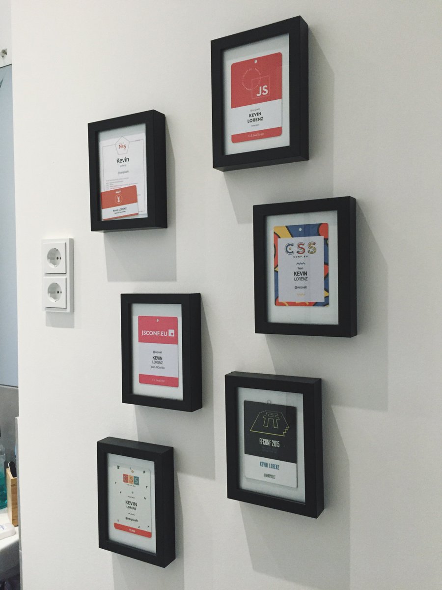 verpixelt's tweet image. . @CSSconfeu, @jsconfeu, @RejectJS, @conc_at & @ffconf hanging around in my bathroom :D