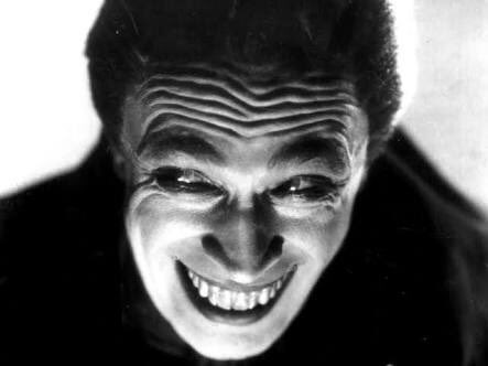 ドラゴン士 Pa Twitter 1928年に公開されたヴィクトル ユゴー原作のサイレント映画 笑う男 これに登場する笑い顔の表情を植え付けられるギンプレーンこそ バットマン の悪役ジョーカーの元ネタ バットマン T Co Ppapwemh9k ドラゴン士 Pa Twitter 1928年に公開されたヴィクトル ユゴー原作のサイレント映画 笑う男 これに登場する笑い顔の表情を植え付けられるギンプレーンこそ バットマン の悪役ジョーカーの元ネタ バットマン T Co Ppapwemh9k