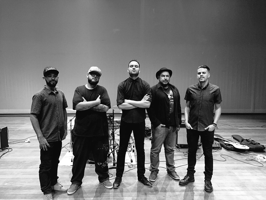 Uma noite maravilhosa na formatura do curso de teologia da cidade de Ibirité-MG, foi power pra glória de Deus!