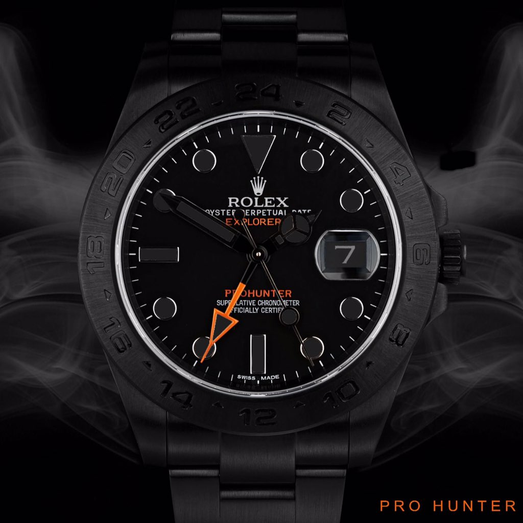 Prohunterwatch's tweet photo. Introducing the new addition to the Pro Hunter Phantom collection - the Phantom Explorer 2. #prohunter https://t.co/dtRtSH3h3U