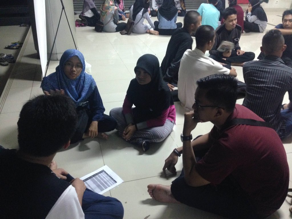 Selamat malam bampelers!!! Kami dari divisi dana dan usah