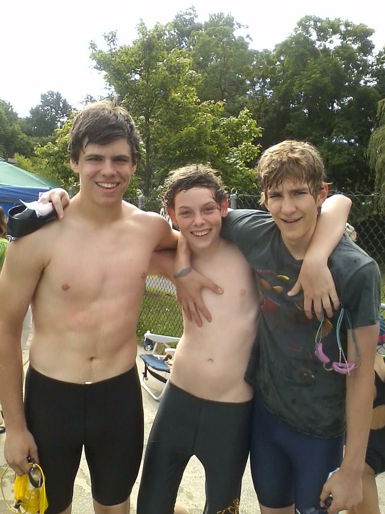 Liamsm12's tweet photo. Big happy birthday goes out to the one and only big meech @collinb3380 #jocknation hope it's great brother https://t.co/6R1pV36kIn