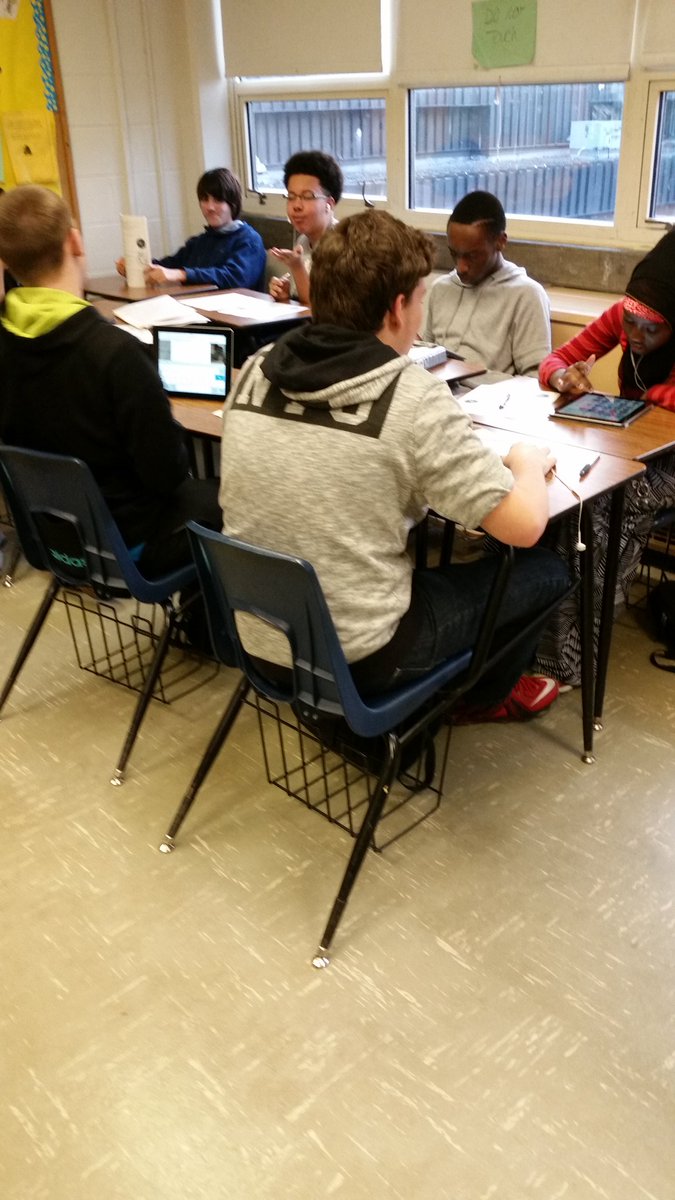 LarryT913's tweet photo. Freshmen Scholars working on grammar in stations. #SenecaFC. #CommaSense @SenecaPrincipal https://t.co/kIjIkQ49fj