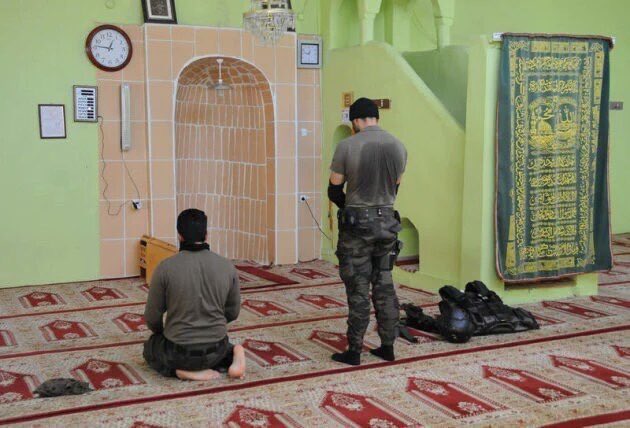 Bay___Efsane_61's tweet photo. "Özel Harekatçılar"   ALLAHA eğilen hiçkimseye boyun eğmez ALLAH sizleri korusun İmanlı kardeşlerim https://t.co/e4BajZSxAv