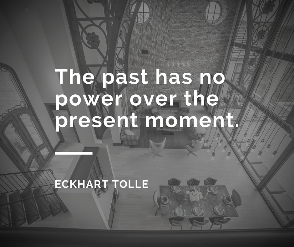 Some words of #inspiration to start your week!  #Move #forward and don't look back!