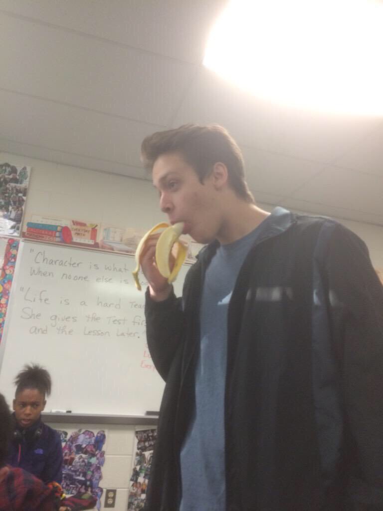 NoviBananas's tweet photo. https://t.co/aZO5CzRDBQ