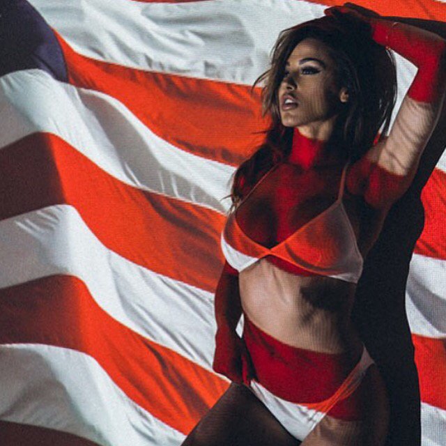 SofiaaaTV's tweet photo. Model Anacheri https://t.co/dZhwfrDobh