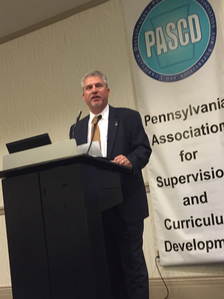 Lollyb13's tweet photo. #PASCD2015 General Session 4, David Griffith, Senior Director of Public Policy, ASCD https://t.co/SK0eg1racH