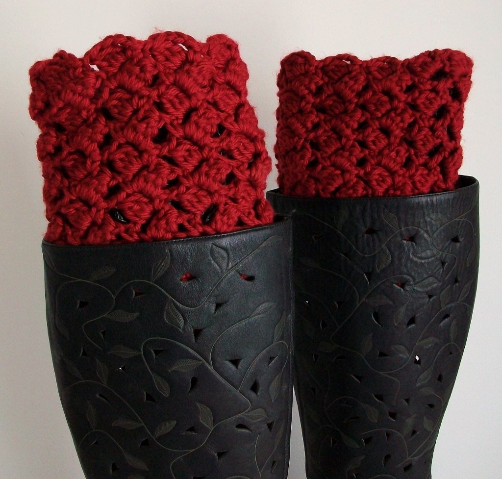 Bluestockinette's tweet photo. Garnet Red Boot Toppers Vegan Boot Cuffs Cranberry Red Crochet Legw… https://t.co/k1NKpaDLvC #etsymntt #RedBootCuffs https://t.co/QU20WBdRTe