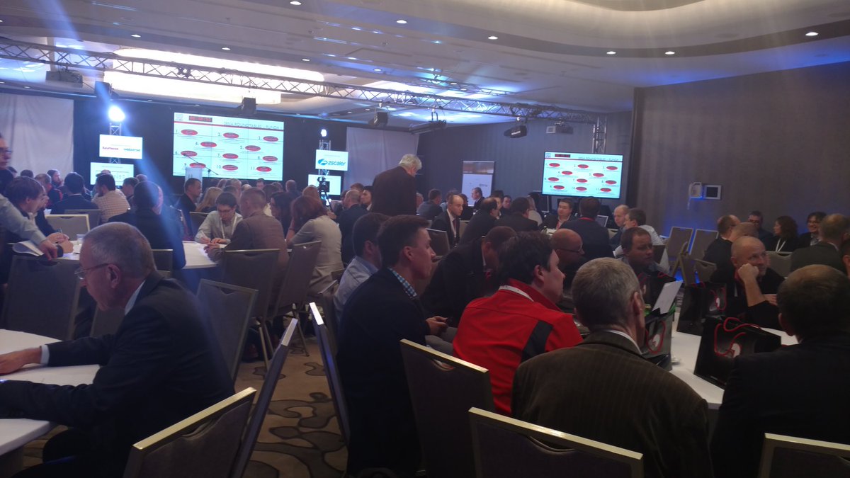 AT_Summit_PL's tweet photo. No i ruszyli :) #ATS2015 https://t.co/ERk2spdSHm