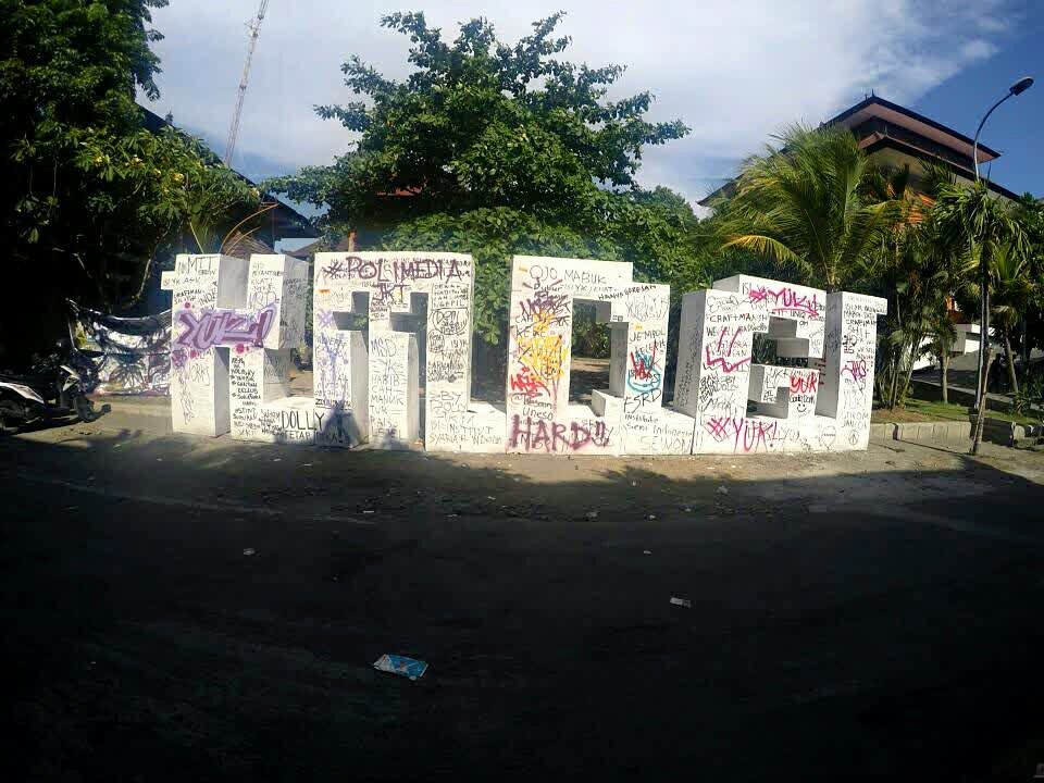 Thanks to <a href="/KMDGI_XI/">KMDGI XI</a> and big respect to you @isidenpasar 👊
See you nice time~
#yuk #kmdgixi #degradiajkt