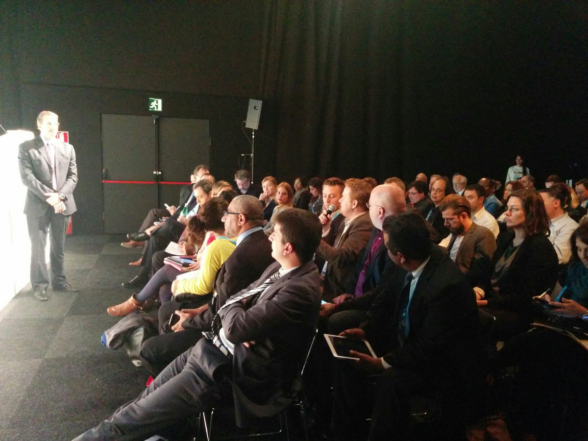 SmartCityexpo's tweet photo. #cocreation cannot turn into propaganda tool citizens must have ownership to trust #citizenengagement #SCEWC15 #SO12 https://t.co/aWGjbZx6kM