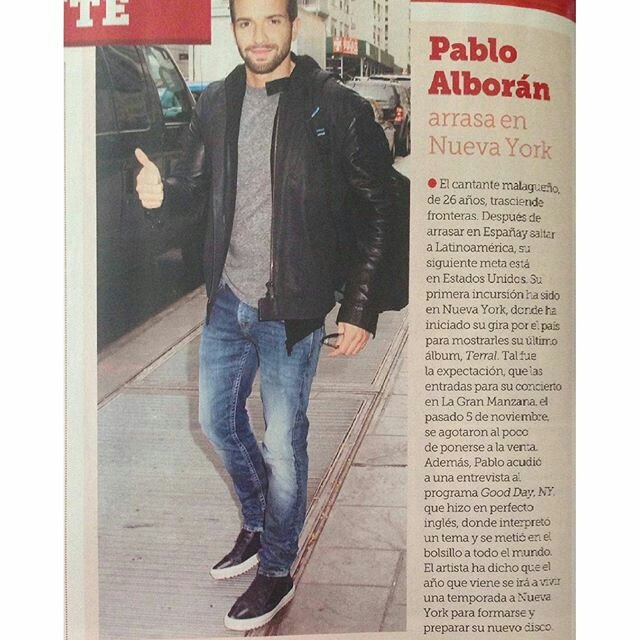 albolopezbrasil's tweet photo. "Pablo Alborán arrasa en Nueva York"
Reportaje sobre @pabloalboran en la edición de hoy de la @RevistaSemana 
Repost https://t.co/tX5S5TN0DG