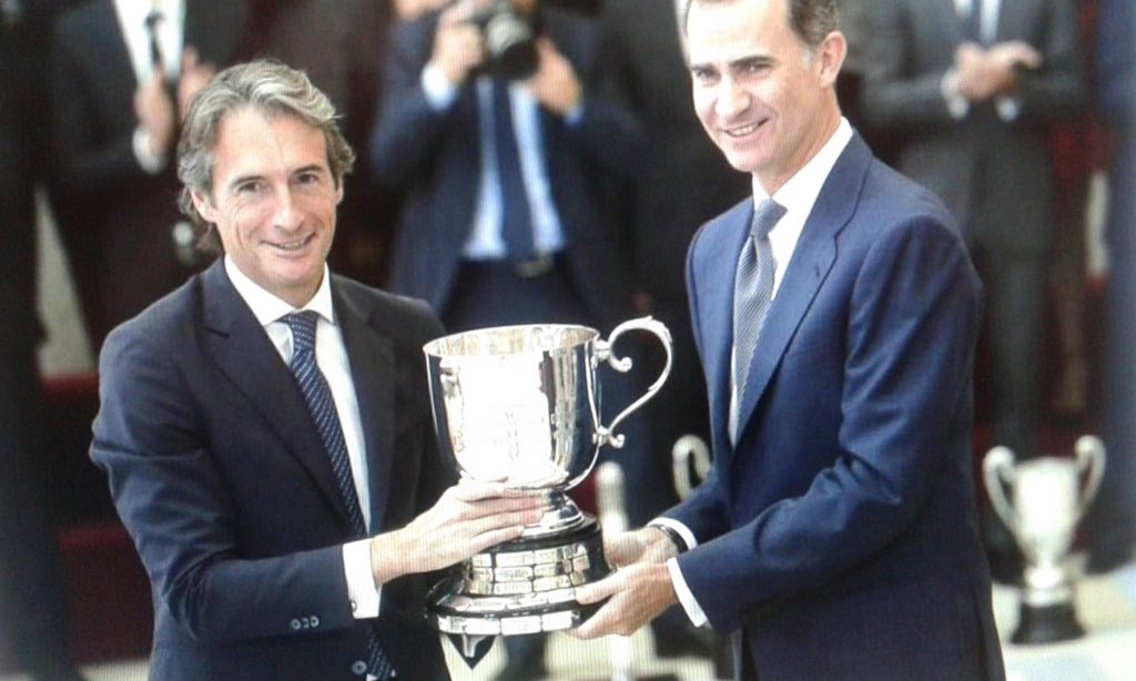 idlserna's tweet photo. Recompensa a la ciudad y a la pasión de los santanderinos por el deporte. #Santander, Premio Nacional del #Deporte https://t.co/i1aZ1AMG6l