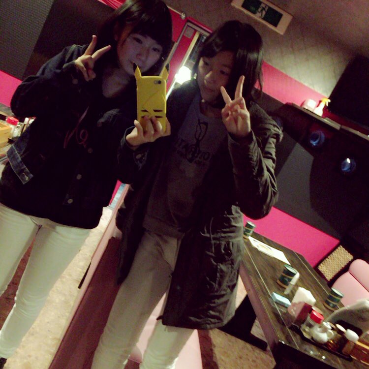 akkajyu's tweet photo. かじゅ魔 ファッションチェック

左 https://t.co/E1Kod2bj3H