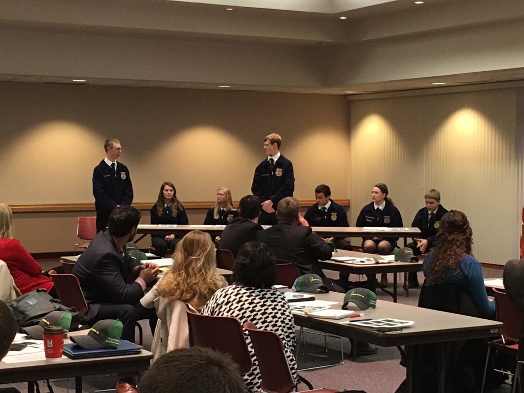 MatHabrock's tweet photo. Parli Pro demo for #LEAD34. Thanks Bloomfield FFA. https://t.co/J9LWEsYamP