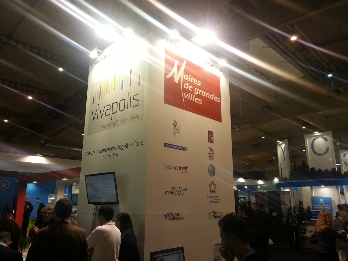 jerometchibouk1's tweet photo. #embix4Cities expose avec #IssyLesMoulineaux et #VIVAPOLIS #AMGVF à #smartcityexpoworldcongress Barcelone https://t.co/x8EOlHzroT