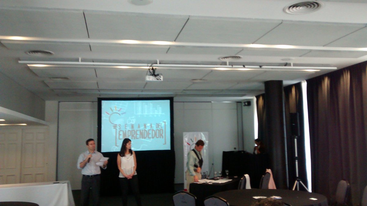 SolerMajo's tweet photo. El jurado anunciando a los ganadores! @EndeavorRosario @JCIRosario @ProduccionRos #GEWarg #SER2015 https://t.co/PqWOILMR6Y