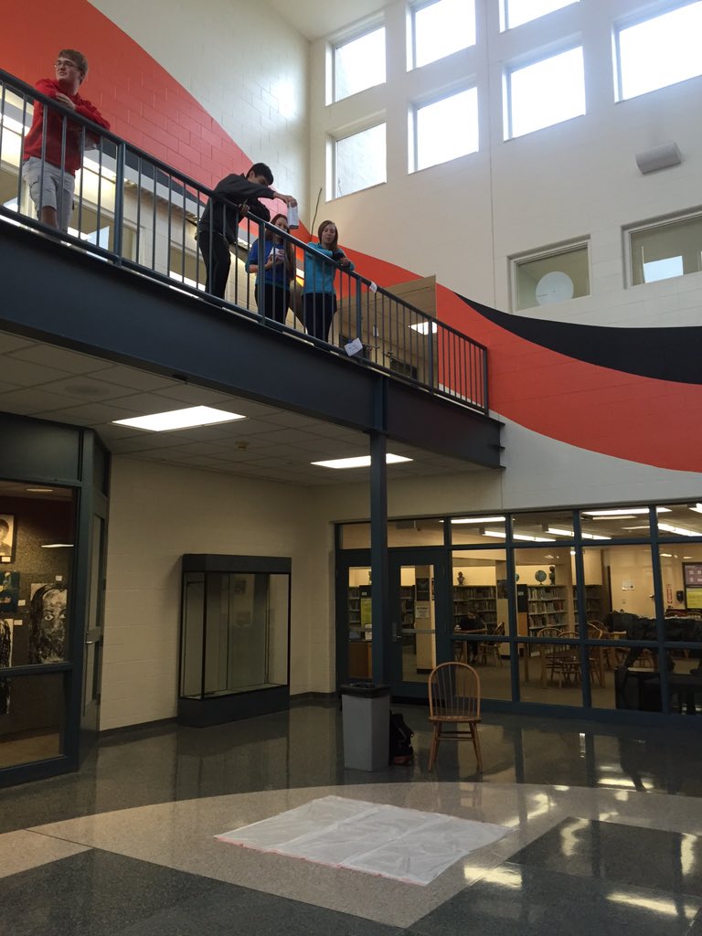 MrsBuhrlage's tweet photo. The classic egg drop in action...will they survive?!?! #physicfun #lhsclassroom @LHSTigrInCharge https://t.co/1D1WpMkOuq
